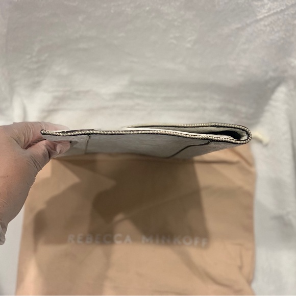 Rebecca Minkoff White and Tan Leather Floral Leo Clutch w/Dust Bag! - Picture 4 of 10